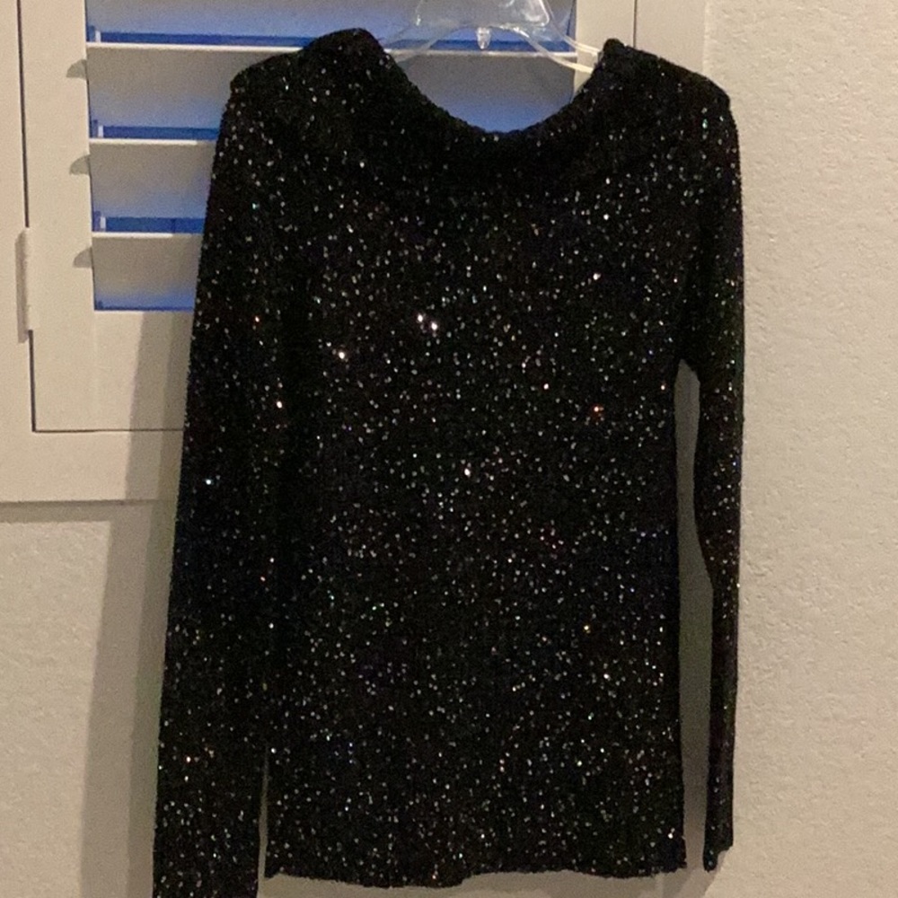 No boundaries sequin sweater, Size 11-13, new, never worn.  NWOT